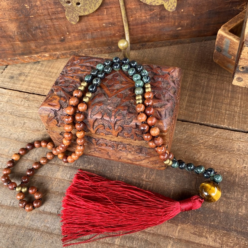 โจGREEN JASPER/ROSEWOOD/TIGER EYE MALA NECKLACE - Picture 8 of 16